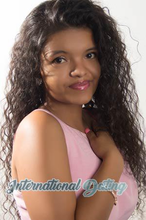 156628 - Daniela Age: 31 - Colombia