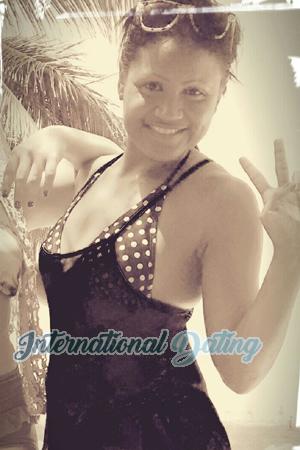 159194 - Omaira Age: 34 - Colombia