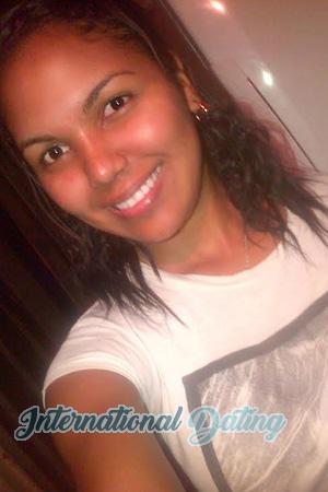 160194 - Kadly Age: 36 - Venezuela