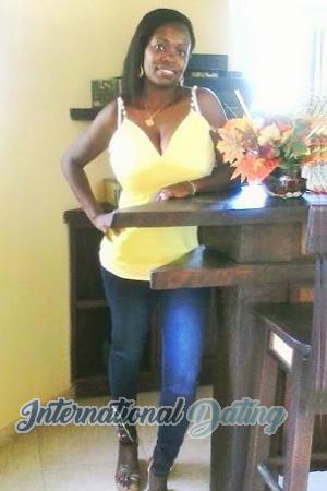 161539 - Luz Age: 48 - Colombia