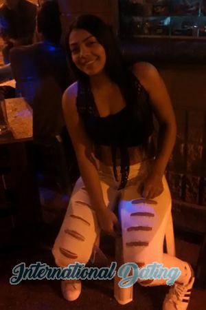 163464 - Laura Age: 30 - Colombia