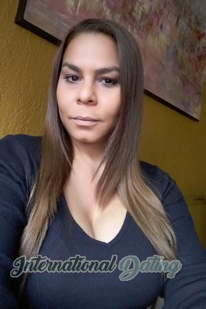 165128 - Iliana Age: 49 - Colombia