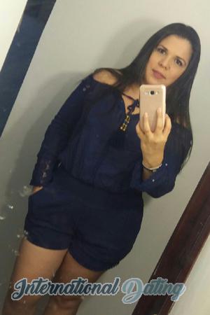168696 - Yurein Age: 39 - Colombia
