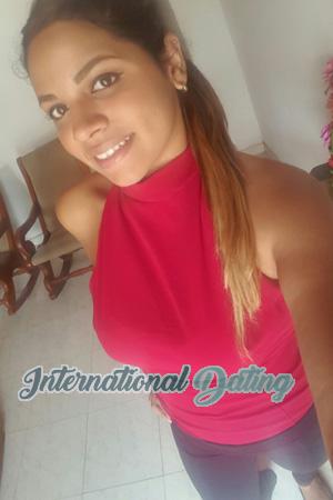 169001 - Gheraldine Age: 30 - Colombia