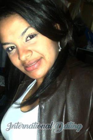 170406 - Eyleen Age: 39 - Colombia