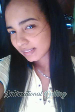 171057 - Jenifer Age: 29 - Colombia