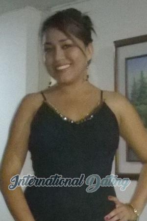 172113 - Liseth Age: 35 - Colombia