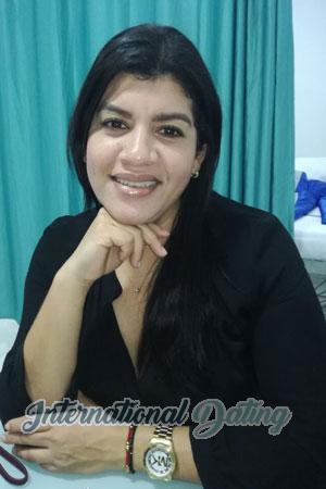 177451 - Yerlindis Age: 43 - Colombia