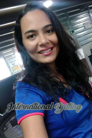 177615 - Yurani Age: 33 - Colombia