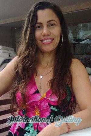 179049 - Sandra Age: 54 - Colombia