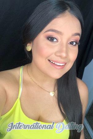 180624 - Maria Alejandra Age: 32 - Colombia