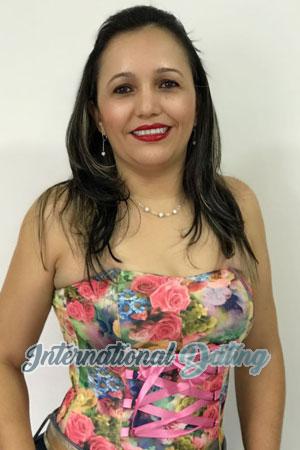 182238 - Yuri Age: 42 - Colombia