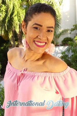 184090 - Dilsa Age: 49 - Colombia