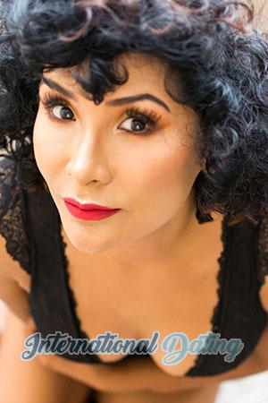 186445 - Laura Age: 39 - Peru