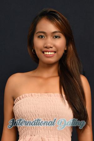 189958 - Junevie Age: 26 - Philippines