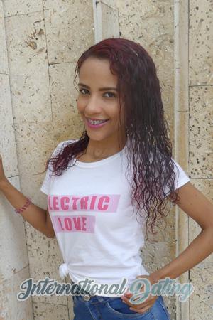 190864 - Yoliseth Age: 28 - Colombia