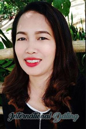 194650 - Rosslyn Joyce Age: 35 - Philippines
