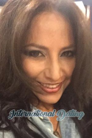 195156 - Emmy Age: 58 - Costa Rica