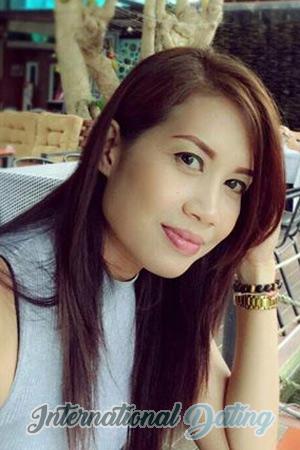 195495 - Pornrawee Age: 50 - Thailand