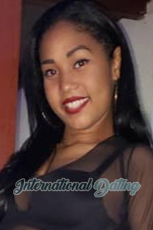 197109 - Doralis Age: 26 - Cuba