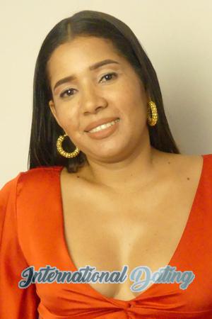 197142 - Maira Age: 38 - Colombia
