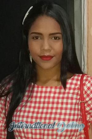 197273 - Yezmin Age: 24 - Colombia