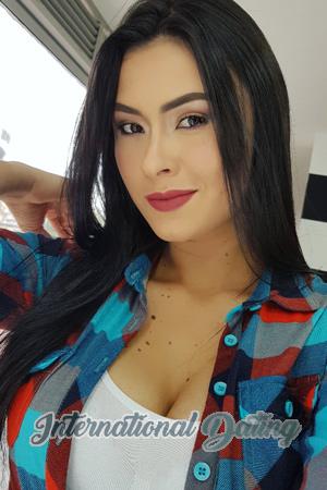 197720 - Mayerly Age: 29 - Colombia