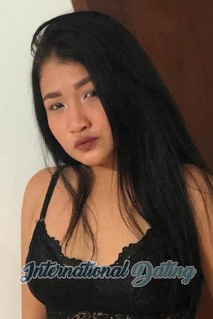 198905 - Elianyer Age: 25 - Colombia