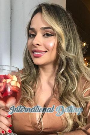 199215 - Carolina Age: 39 - Colombia