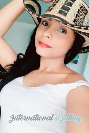 199226 - Yulieth Age: 35 - Colombia