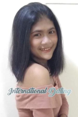 199396 - Suratsawadee Age: 26 - Thailand