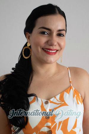 199513 - Claudia Age: 47 - Colombia