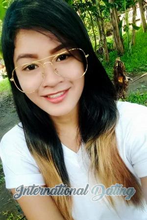 199628 - Rose Age: 25 - Philippines