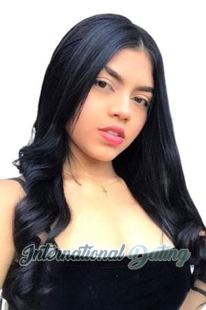 200158 - Valentina Age: 24 - Colombia