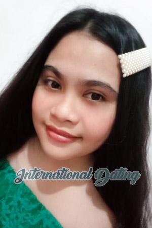 201433 - Joyce Age: 26 - Philippines