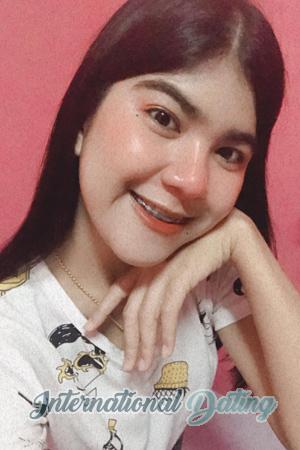 201758 - Natcha Age: 26 - Thailand