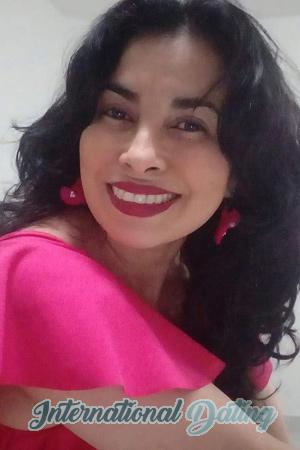 202504 - Carlina Age: 43 - Colombia