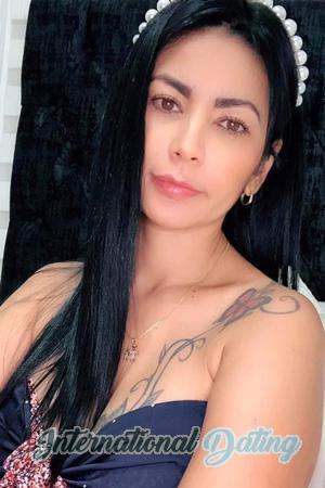 204024 - Soraya Age: 49 - Colombia