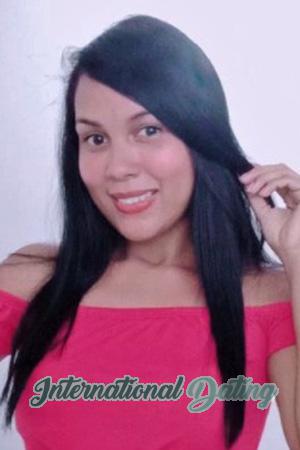204562 - Andrea Age: 32 - Colombia