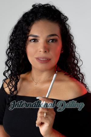204565 - Nelfi Age: 37 - Colombia