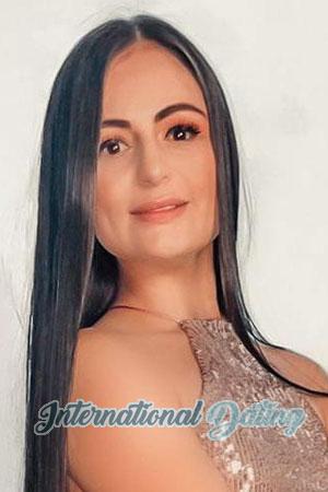 208499 - Laura Age: 33 - Colombia