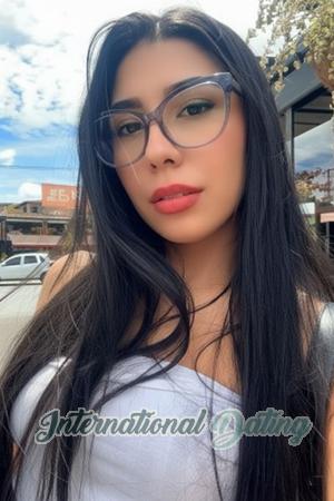 208712 - Luisa Age: 26 - Colombia