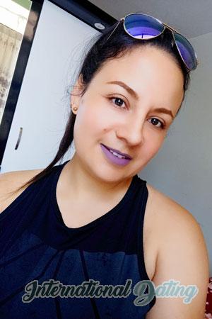 208730 - Darling Age: 37 - Peru