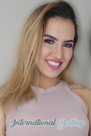 209832 - Camila Age: 25 - Colombia