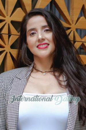 210297 - Jennifer Age: 42 - Colombia