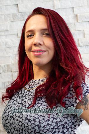 210300 - Salome Age: 36 - Colombia