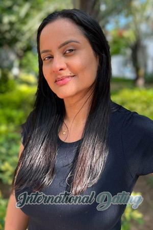 210697 - Karen Age: 41 - Colombia