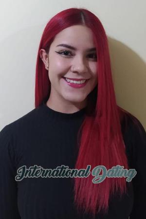 210914 - Laura Age: 27 - Colombia