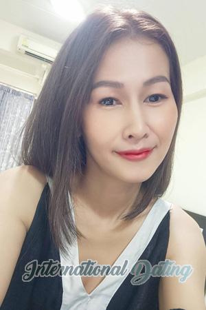 212575 - Amornrat Age: 39 - Thailand