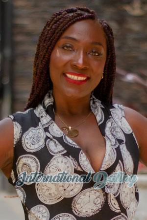 212770 - Kacthiris Age: 44 - Colombia